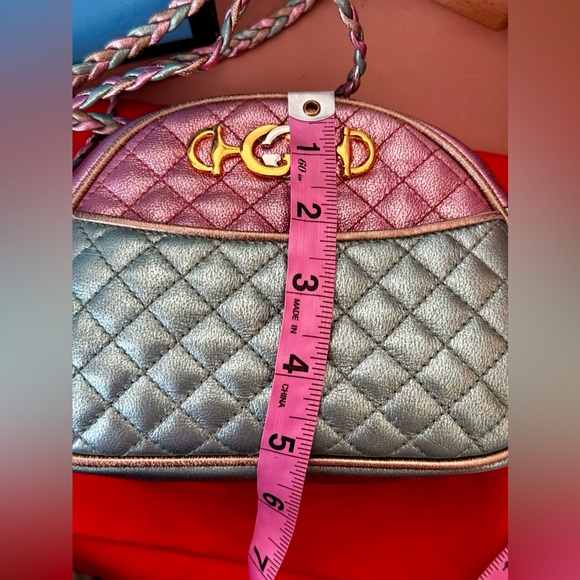 GUCCI Nappa Trapuntata Mini Zumi Dome Metallic Pastels Xbody Bag - Picture 16 of 16